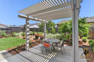 8256 Schellhous Drive, Roseville, CA 95747 - Photo 23
