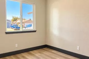 18998 N Lockewood Ln, Lockeford, CA 95237 - Photo 11
