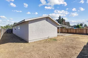 738 Evergreen Way, Manteca, CA 95336 - Photo 29