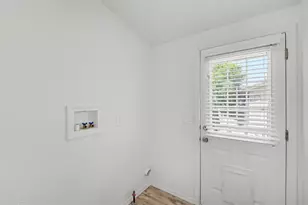 Bourn, Woodland, CA 95776 - Photo 17
