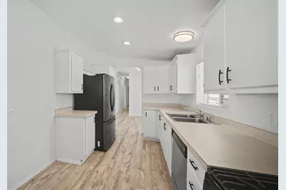 Bourn #123, Woodland, CA 95776 - Photo 13