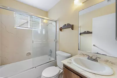 5624 Phlox Court, Sacramento, CA 95842 - Photo 19