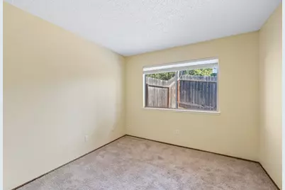 5624 Phlox Court, Sacramento, CA 95842 - Photo 17