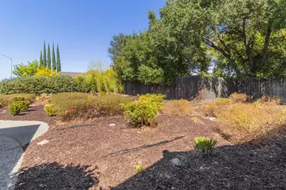 4940 Rimwood Drive, Fair Oaks, CA 95628 - Photo 9