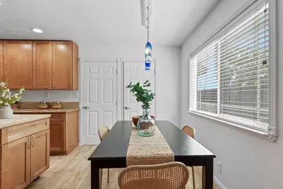 2816 Conway Court, Sacramento, CA 95826 - Photo 9