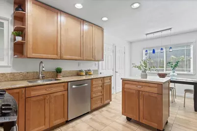 2816 Conway Court, Sacramento, CA 95826 - Photo 3