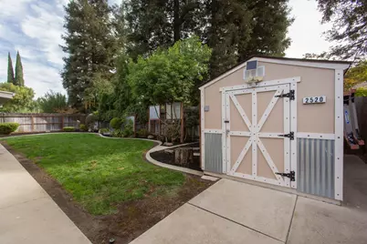 2520 Carmichael, Turlock, CA 95382 - Photo 41