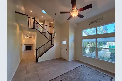 111 Seergreen Way, Folsom, CA 95630 - Photo 5