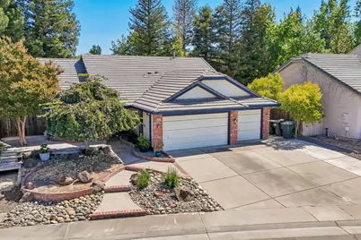 8410 Clear Valley Court, Antelope, CA 95843 - Photo 7