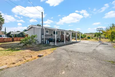 5648 Riverside Drive, Linda, CA 95961 - Photo 5