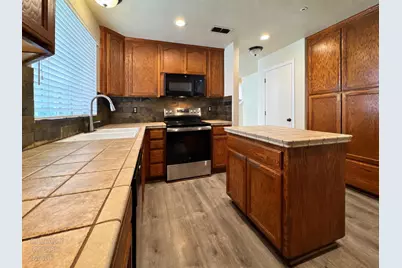 2236 Sudbury Court #28, Tracy, CA 95376 - Photo 29