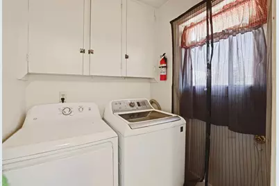 402 E Wyandotte Street, Stockton, CA 95204 - Photo 21