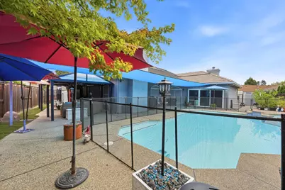 8634 Wilmot Court, Elk Grove, CA 95624 - Photo 39