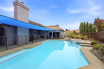 8634 Wilmot Court, Elk Grove, CA 95624 - Photo 41