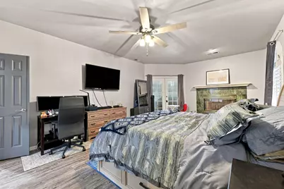 8634 Wilmot Court, Elk Grove, CA 95624 - Photo 23