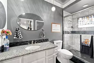8634 Wilmot Court, Elk Grove, CA 95624 - Photo 35