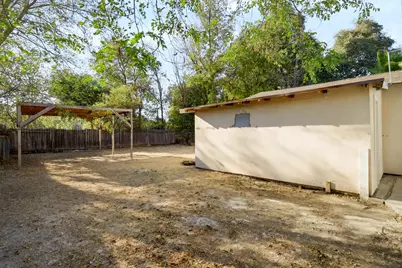 2941 Clay Street, Sacramento, CA 95815 - Photo 31