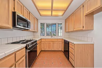 5237 Janell Way, Carmichael, CA 95608 - Photo 9