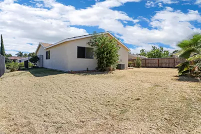 7810 Deer Meadow, Sacramento, CA 95823 - Photo 27
