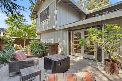 2002 University Park Dr, Sacramento, CA 95825 - Photo 39