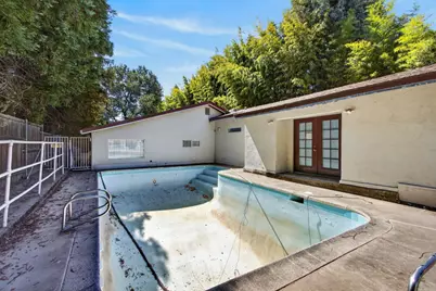 8879 Sunset Avenue, Fair Oaks, CA 95628 - Photo 35