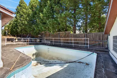 8879 Sunset Avenue, Fair Oaks, CA 95628 - Photo 27