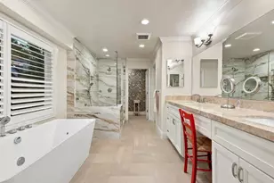 4889 V St, Sacramento, CA 95817 - Photo 27