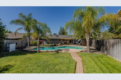 145 Emerald Drive, Galt, CA 95632 - Photo 3
