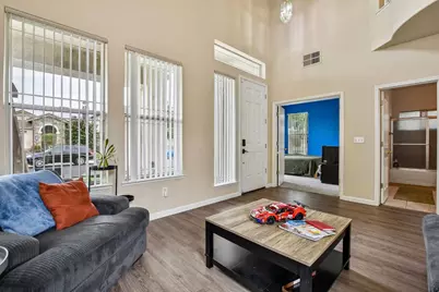 2029 Bastona Drive, Elk Grove, CA 95758 - Photo 5