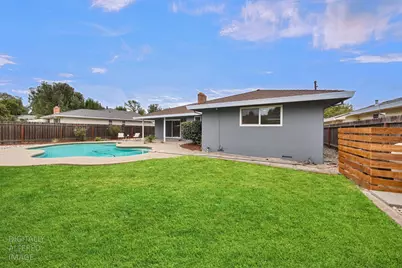 1339 Palomar Circle, Sacramento, CA 95831 - Photo 27