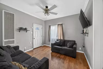 2821 38th Avenue, Sacramento, CA 95824 - Photo 7