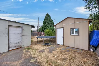 2821 38th Avenue, Sacramento, CA 95824 - Photo 27