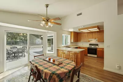 851 Stetson Way, Galt, CA 95632 - Photo 9