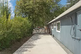 851 Stetson Way, Galt, CA 95632 - Photo 33
