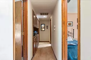 909 El Rancho Ct, Roseville, CA 95661 - Photo 19