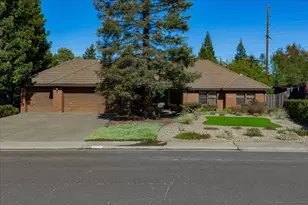909 El Rancho Ct, Roseville, CA 95661 - Photo 3