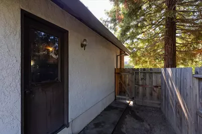 909 El Rancho Court, Roseville, CA 95661 - Photo 35