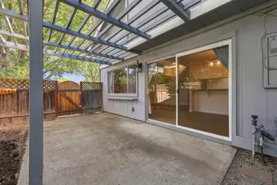 6357 Seastone Way, Sacramento, CA 95831 - Photo 37