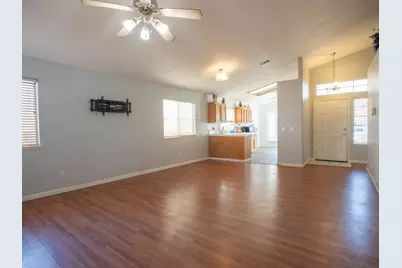 10457 River Oaks Drive, Stockton, CA 95209 - Photo 3
