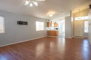 10457 River Oaks Dr, Stockton, CA 95209 - Photo 3