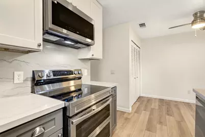 9101 Newhall Drive #51, Sacramento, CA 95826 - Photo 7