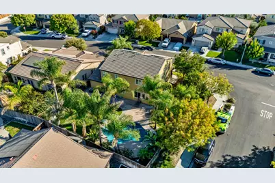 415 Parliament Way, Newman, CA 95360 - Photo 39