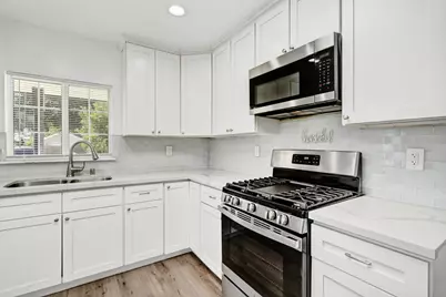 4853 Hazelwood Avenue, Carmichael, CA 95608 - Photo 15