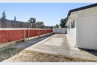 4853 Hazelwood Avenue, Carmichael, CA 95608 - Photo 43