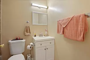 1307 Pinetree Dr, Stockton, CA 95203 - Photo 21
