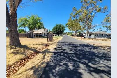 6320 Patterson Way, Sacramento, CA 95828 - Photo 5