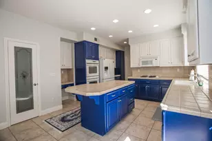 2612 Marsh Wren Way, Elk Grove, CA 95757 - Photo 37