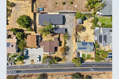 12171 Dry Creek Road, Auburn, CA 95602 - Photo 35
