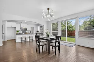 7 Triumph Ct, Sacramento, CA 95831 - Photo 23