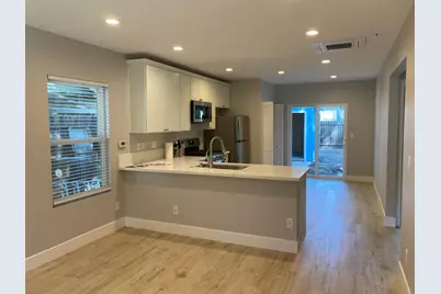 209 Alhambra Boulevard, Sacramento, CA 95816 - Photo 5